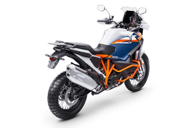 2026 KTM 1390 Super Adventure R - Image 3